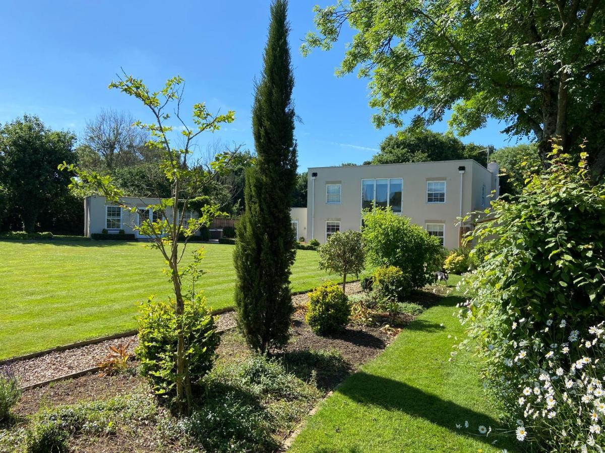 Large Country House - Hot Tub - Pool Table - Bbq - 5 Bedrooms - Log Burner Three Legged Cross Exterior photo